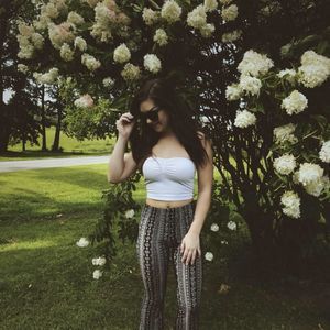 Meet your Posher, Val